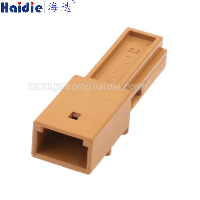 8E0972763A /0-1534165-2 /1534027-2, 2pin, male, brown, Automotive Wire Harness Connector