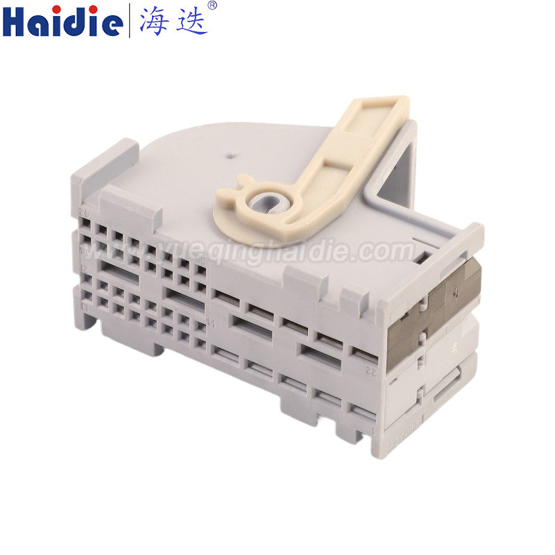 2-967385-2 / 8364864-04 / 965668-1 / 965668-2, 42pin, female, Automotive Wire Harness
