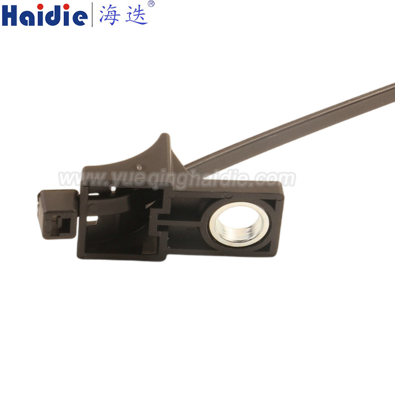 156-01123 / T120RCPCM6-PA66HS / PA66HIRHS-BK, Screw cable tie