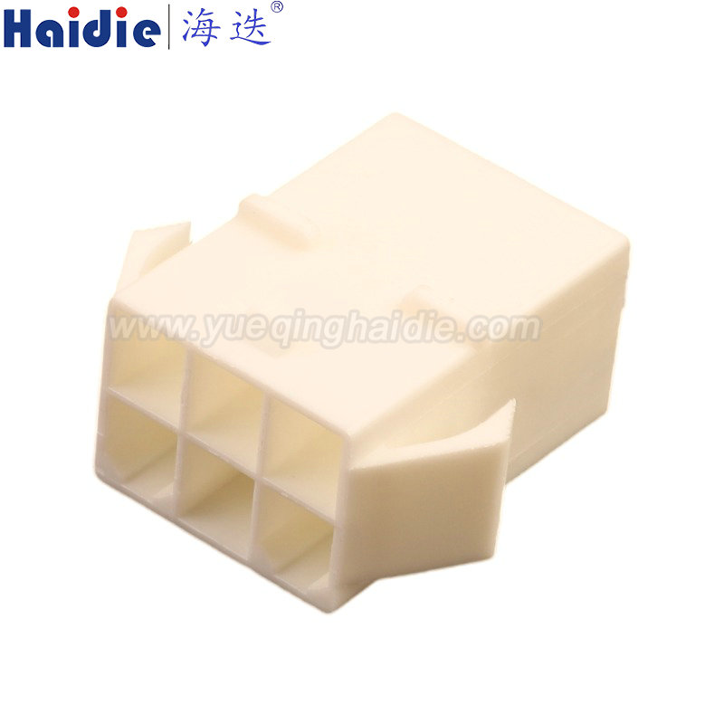 MG620233, 6pin, male, Appliance Plug