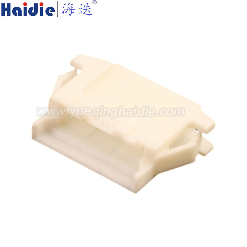 XARR-08V, 8pin, female, white, Automotive Wire Harness Connector