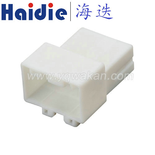 flat pin connector