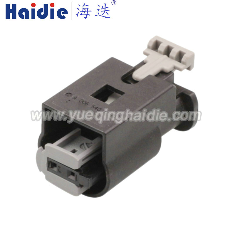 Auto Pin Wire Cable Harness Auto Connector Housing Plug And Terminal 13623700