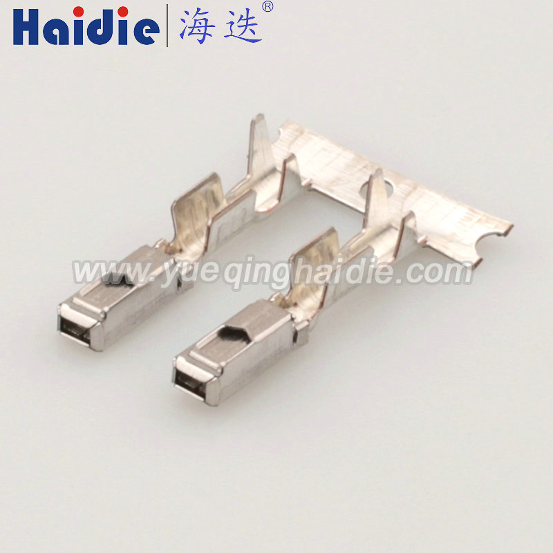 Auto Pin Wire Cable Harness Auto Connector Housing Plug And Terminal 1241608-1