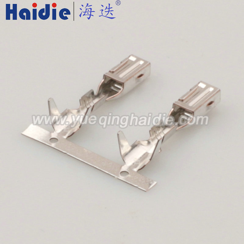 Auto Pin Wire Cable Harness Auto Connector Housing Plug And Terminal 8240-0545-1