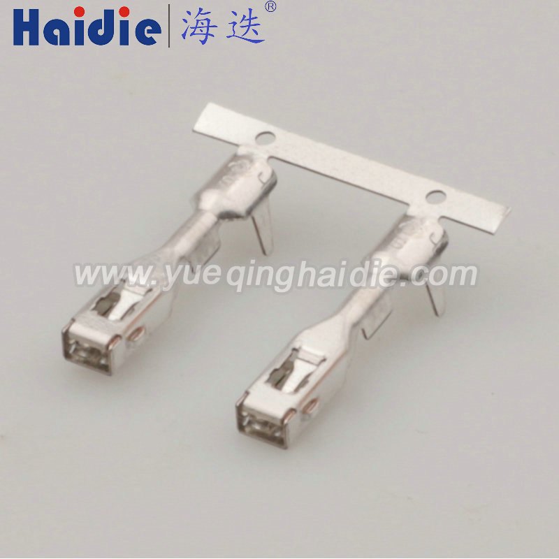 Auto Pin Wire Cable Harness Auto Connector Housing Plug And Terminal 8240-0545-2