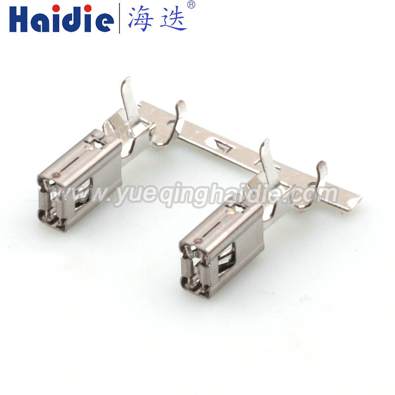 Auto Pin Wire Cable Harness Auto Connector Housing Plug And Terminal 1928498807