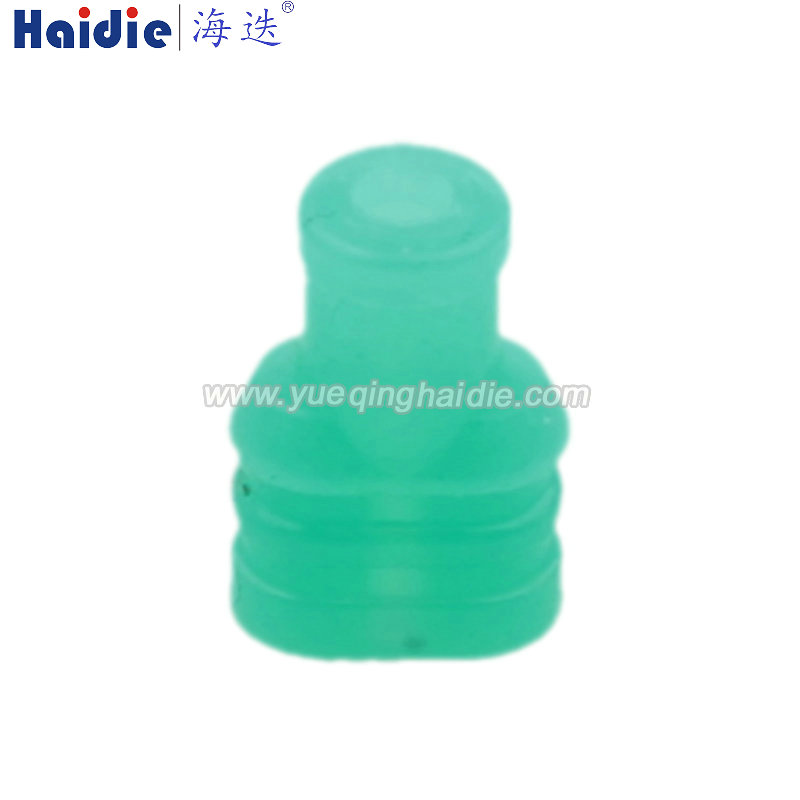 Auto Pin Wire Cable Harness Auto Connector Housing Plug And Terminal MG680714