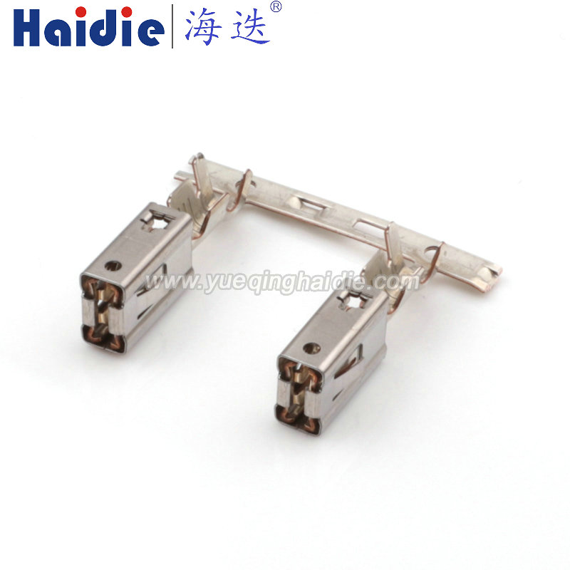 Auto Pin Wire Cable Harness Auto Connector Housing Plug And Terminal 1241404-3