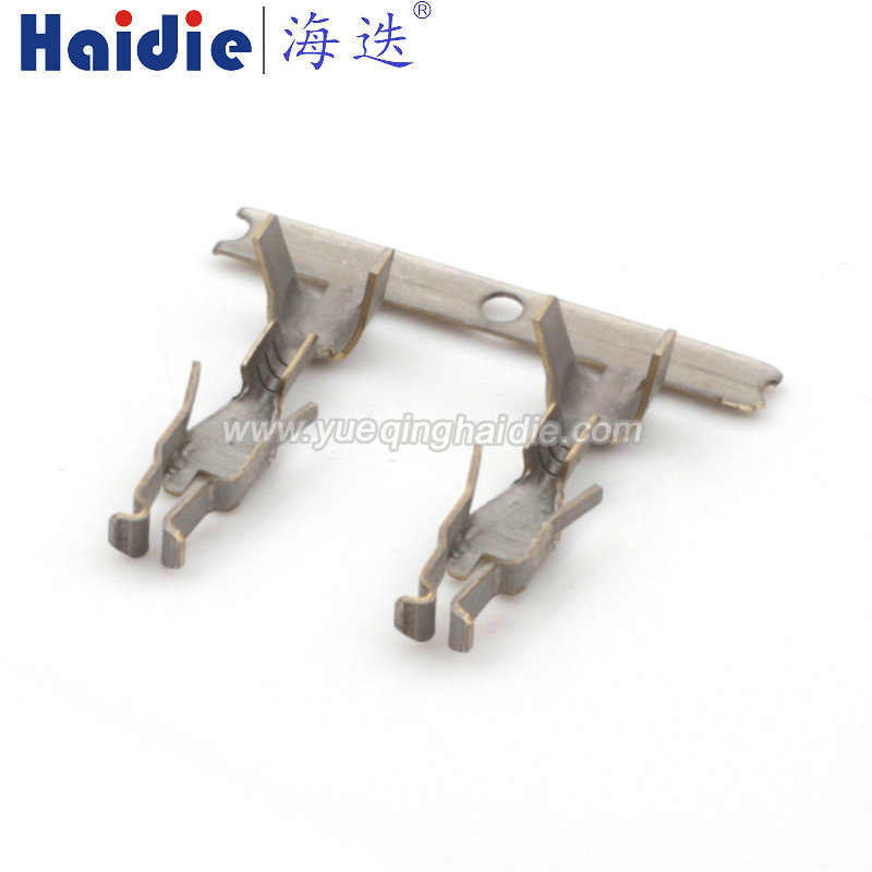 Auto Pin Wire Cable Harness Auto Connector Housing Plug And Terminal 12176853