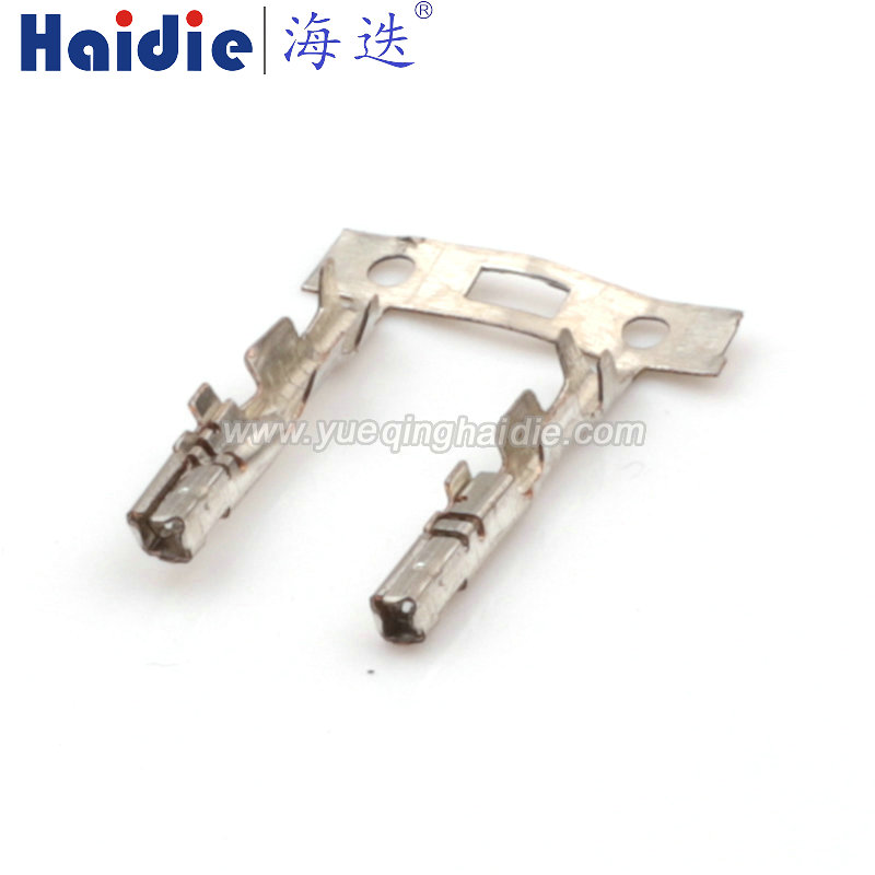 Auto Pin Wire Cable Harness Auto Connector Housing Plug And Terminal 60221108KSS