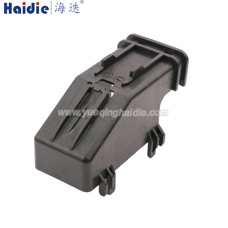 Auto Pin Wire Cable Harness Auto Connector Housing Plug And Terminal HG085