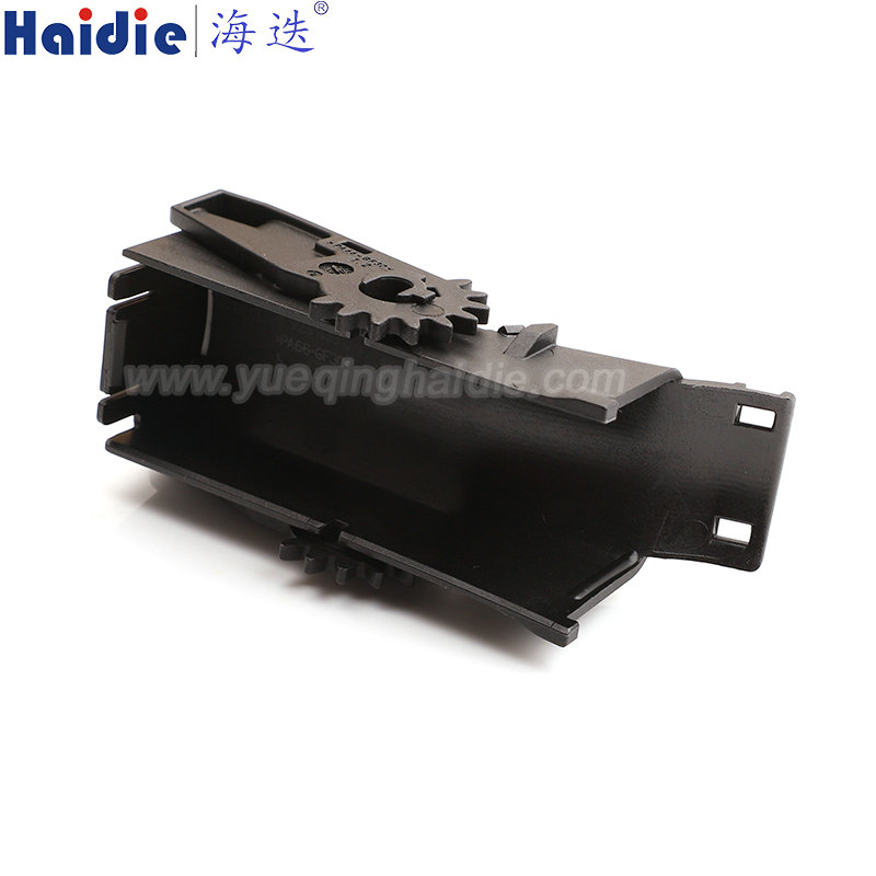 1928405071 Haidie Dust Cover for Automotive Wire Harness Connector Plastic Housing Plug