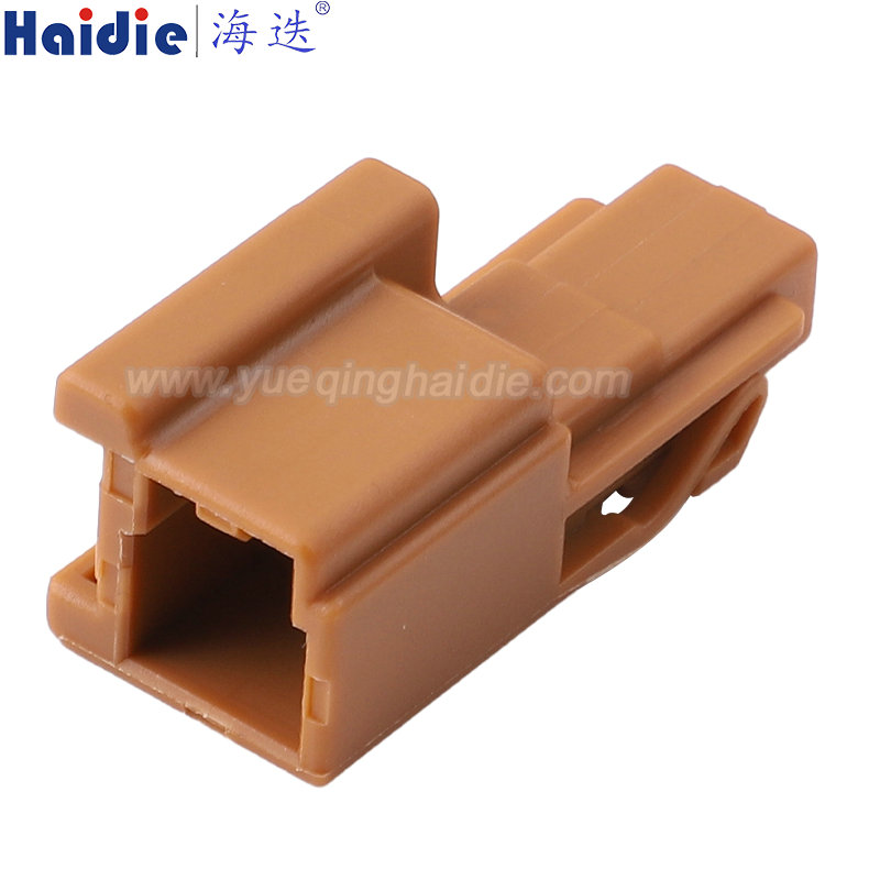 MG621386-7, 2pin, male, brown, Automotive Wire Harness Connector