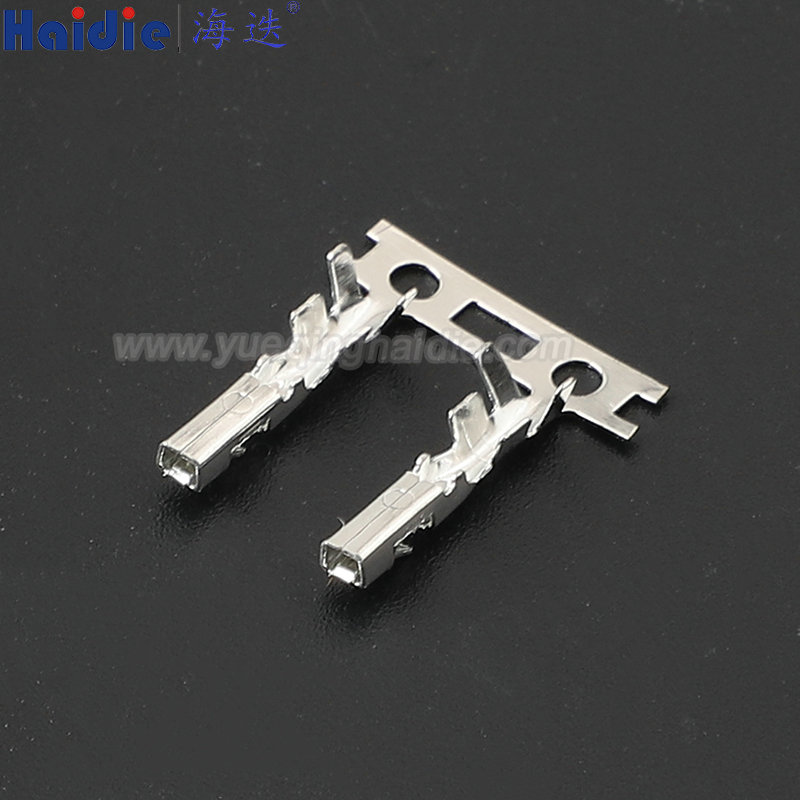 SYF-001T-P0.6, Terminal conjoined