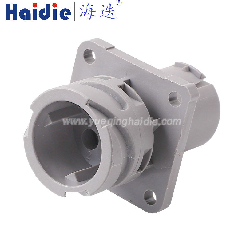 121583-0005, 4pin, male, grey,  Automotive Wire Harness Connector