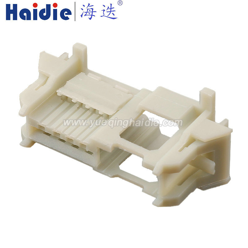 HD0425-1.5-21, 4pin, female, white, Automotive Wire Harness Connector