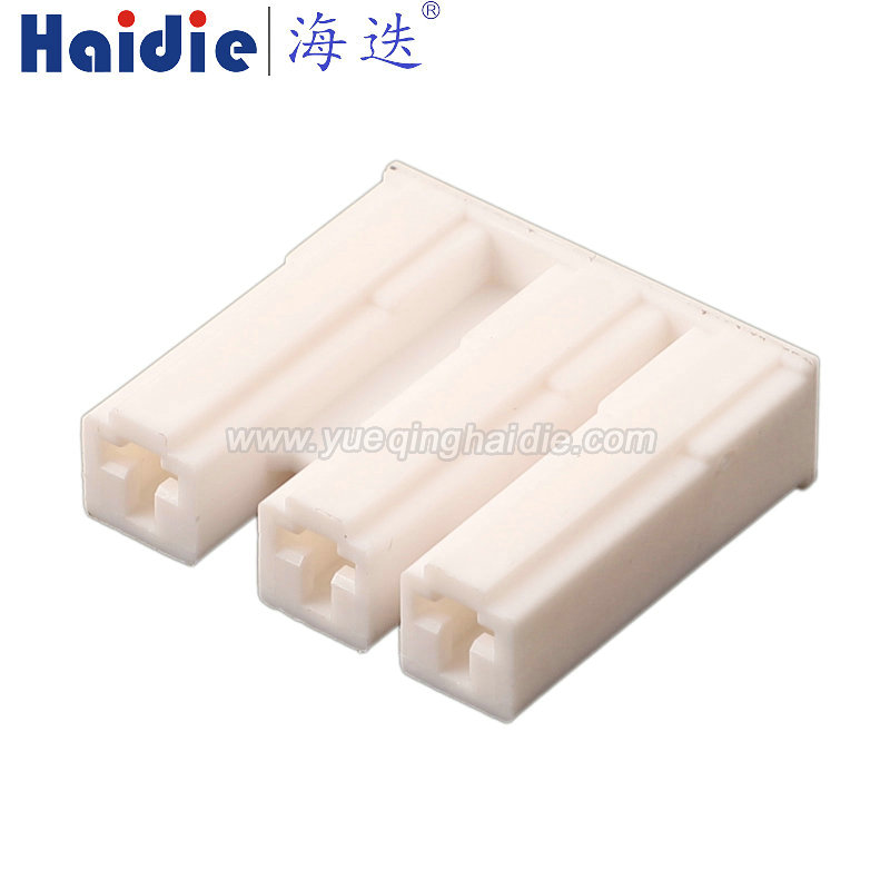HD034A-1.8-21, 3pin, female, Appliance Plug