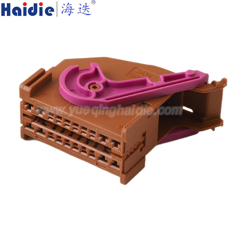 13918582 / 15342543, 20pin, female,composite,  Automotive Wire Harness Connector