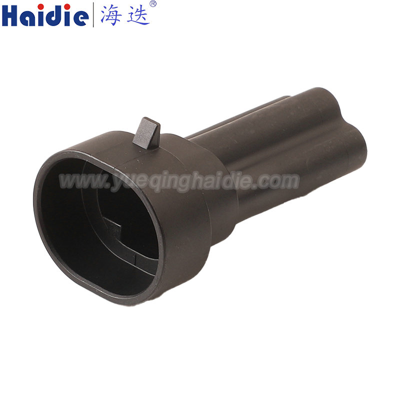 HD046A-1.5-11, 4pin, male, waterproof, Automotive Wire Harness Connector