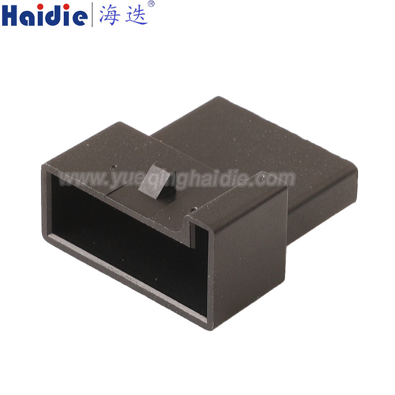 HD049Y-2.8-11, 4pin, male, Automotive Wire Harness Connector
