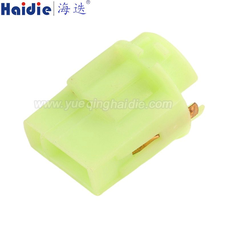 HDL-305, One Way Through, lamp holder