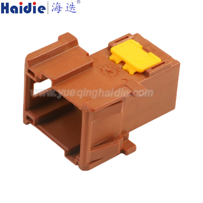1-967626-3, 9pin, male, brown, Relay Box Fuse Box Lighting Body Switch Harness Butt Connector